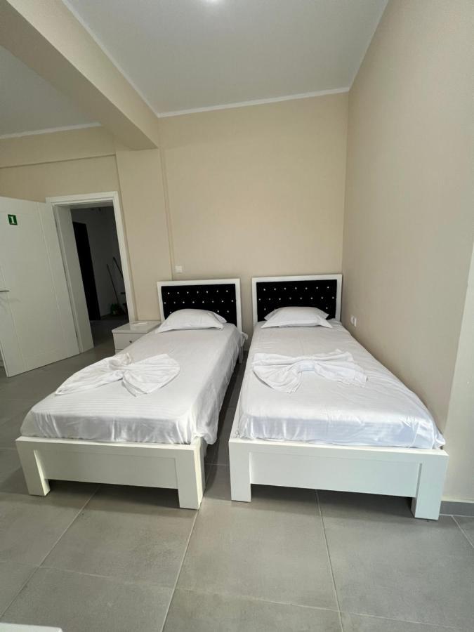 Harmony Apartments Sarandë Exteriör bild
